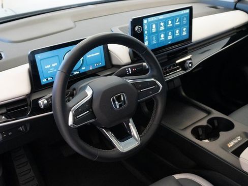 Used 2024 Honda Prologue Touring image 3