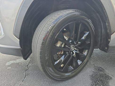 Used 2019 Toyota RAV4 XLE Premium w/ Advanced Technology Package FWD image 33