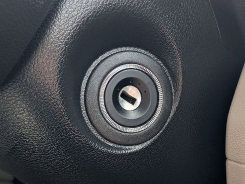 Used 2020 Kia Soul LX FWD image 29