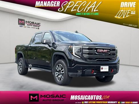 Used 2025 GMC Sierra 1500 AT4 w/ AT4 Premium Package AWD/4WD image 1