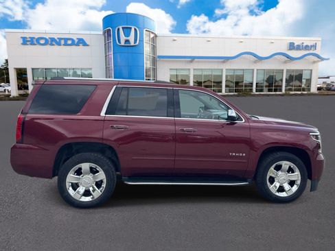 Used 2020 Chevrolet Tahoe Premier AWD/4WD image 6