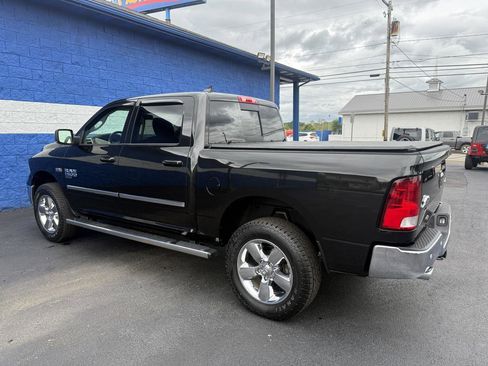 Used 2019 RAM 1500 Big Horn AWD/4WD image 18