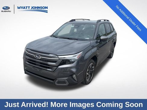 Used 2025 Subaru Forester Limited AWD/4WD image 1