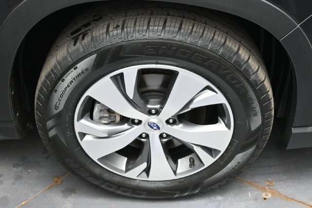 Used 2024 Subaru Ascent Premium w/ Convenience Package AWD/4WD image 10