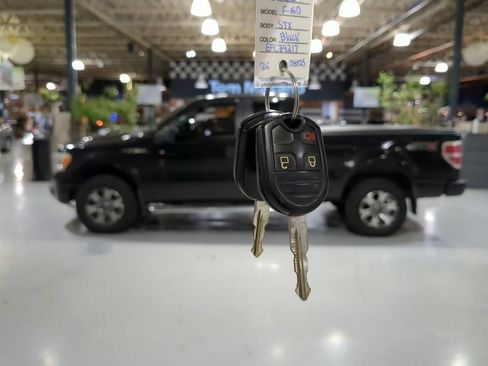 Used 2014 Ford F150 STX w/ Equipment Group 201A Mid AWD/4WD image 4