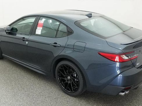 New 2026 Toyota Camry SE FWD image 5