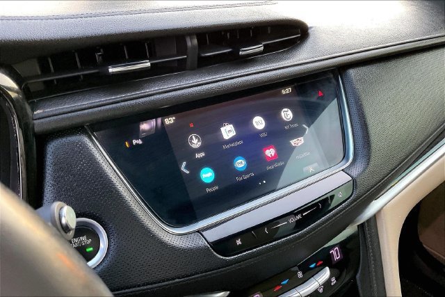 Used 2018 Cadillac XT5 FWD image 10