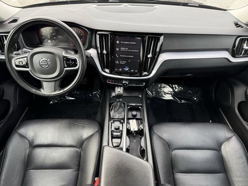 Used 2020 Volvo S60 T5 Momentum w/ Protection Package Premier image 20