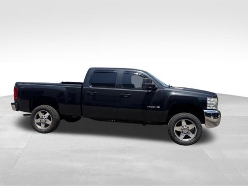 Used 2010 Chevrolet Silverado 2500 LTZ w/ Convenience Package AWD/4WD image 5