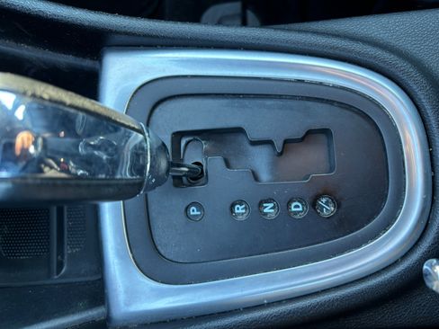 Used 2011 Chrysler 200 Limited image 15