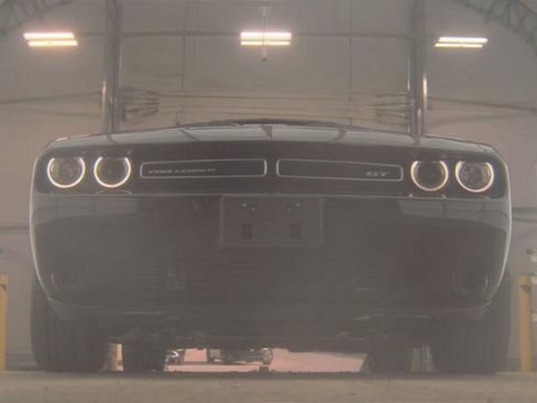 Used 2023 Dodge Challenger GT image 4