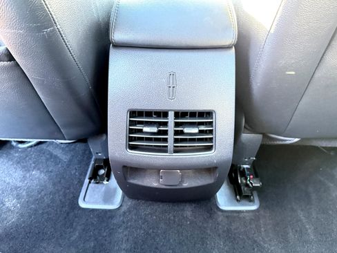 Used 2014 Lincoln MKX AWD w/ Equipment Group 102A image 32