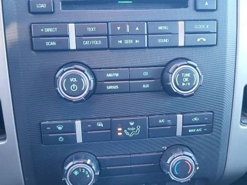 Used 2011 Ford F150 XLT w/ XLT Chrome Pkg image 6