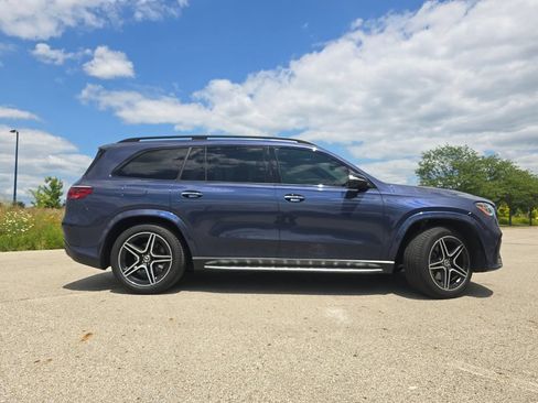 Used 2024 Mercedes-Benz GLS 450 4MATIC image 17