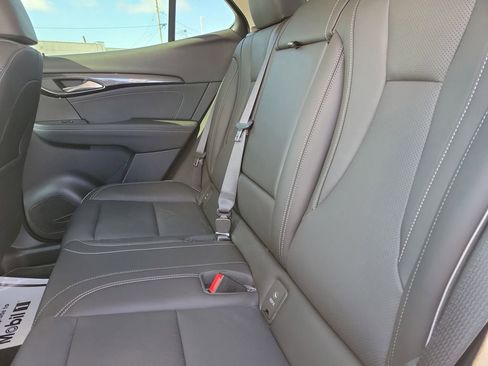 Certified 2023 Buick Envision Essence FWD image 10