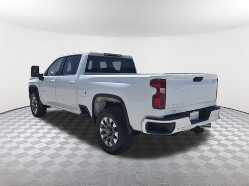 Used 2023 Chevrolet Silverado 2500 LT AWD/4WD image 8