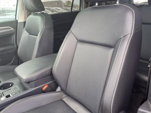 Used 2021 Volkswagen Atlas SE image 6