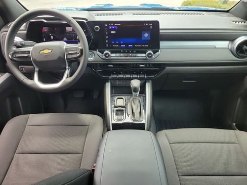 Used 2024 Chevrolet Colorado LT w/ LT Convenience Package RWD image 12