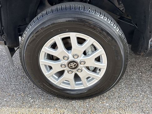 Used 2024 Toyota Tacoma SR5 image 10