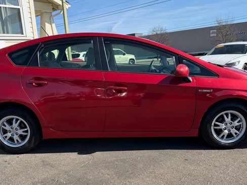 Used 2011 Toyota Prius Three image 6