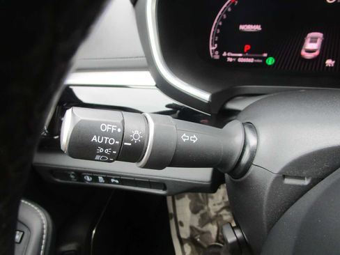 Certified 2024 Acura MDX SH-AWD w/ Technology Package image 30