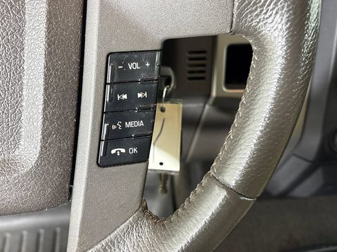 Used 2013 Ford F150 XLT w/ XLT Chrome Pkg RWD image 19
