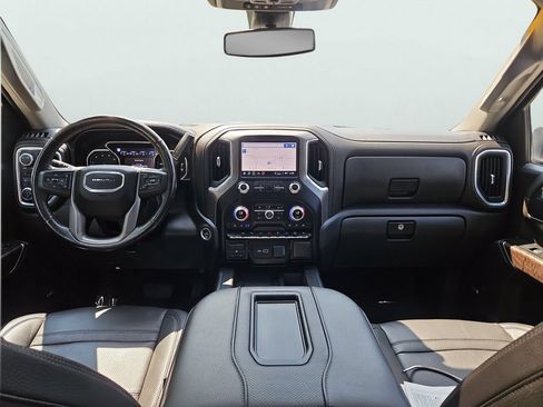 Used 2021 GMC Sierra 1500 Denali w/ Denali Premium Package AWD/4WD image 11