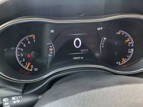 Used 2017 Jeep Grand Cherokee Limited w/ Trailer Tow Group IV image 17