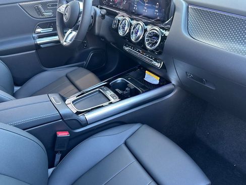 New 2025 Mercedes-Benz GLA 250 4MATIC image 25