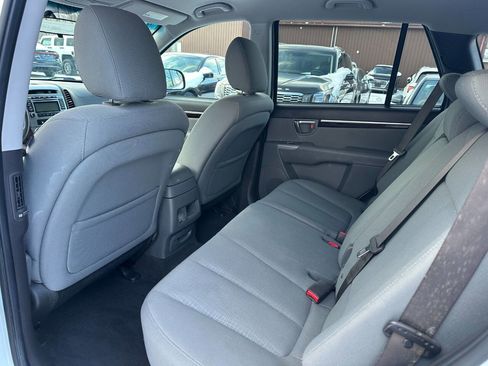 Used 2012 Hyundai Santa Fe GLS image 12