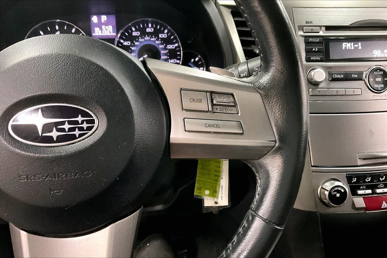 Used 2011 Subaru Outback 2.5i Premium w/ All-Weather Pkg AWD/4WD image 23