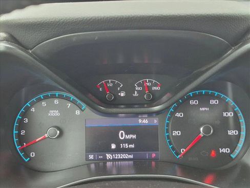 Used 2020 GMC Canyon SLE w/ Elevation Edition RWD image 7
