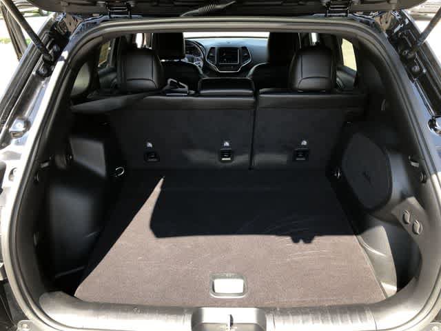 Certified 2021 Jeep Cherokee Latitude Lux 80th Anniv w/ Quick Order Package 2YU 80th FWD image 30