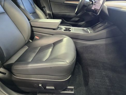 Used 2023 Tesla Model 3 Standard Range RWD image 7