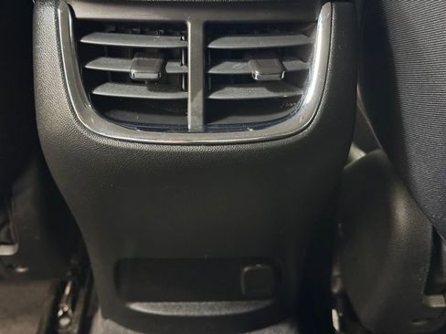 Used 2022 Chevrolet Malibu LT FWD image 18