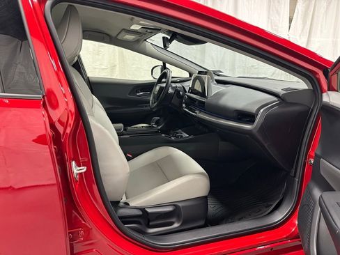 Used 2025 Toyota Prius XLE image 57