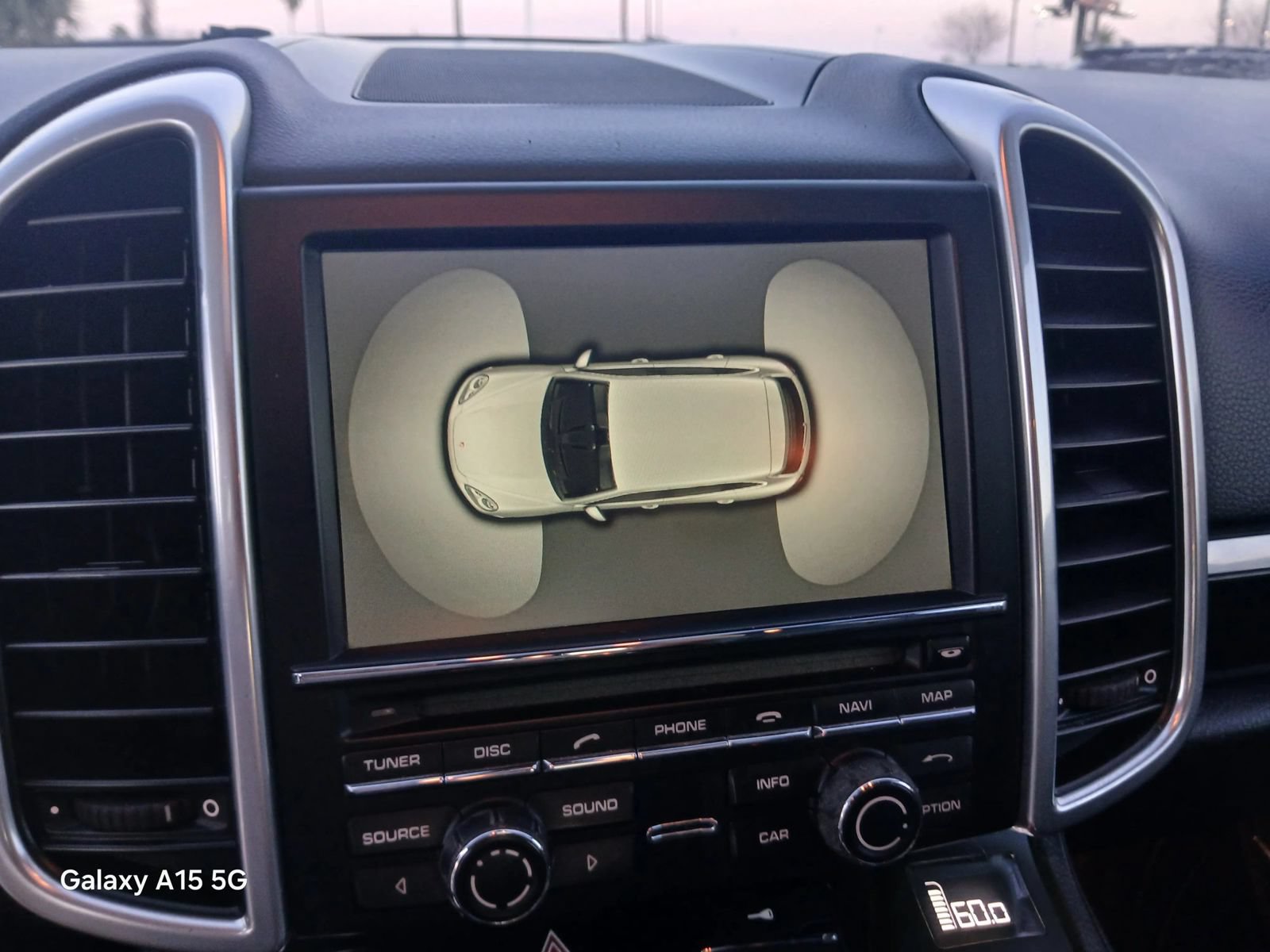 Used 2011 Porsche Cayenne AWD/4WD image 32