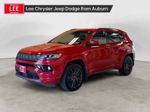 Used 2022 Jeep Compass Limited AWD/4WD image 1