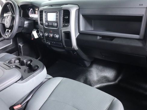 Used 2018 RAM 1500 Tradesman w/ Popular Equipment Group image 39