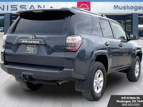 Used 2024 Toyota 4Runner SR5 AWD/4WD image 5