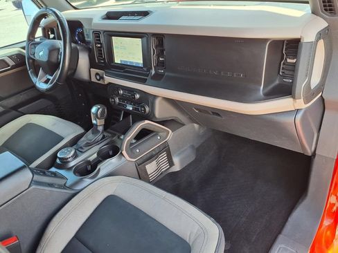 Used 2023 Ford Bronco Big Bend AWD/4WD image 12