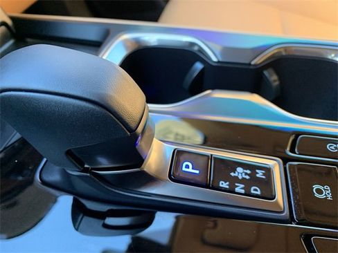 Used 2025 Lexus NX 250 FWD w/ Premium Package image 25