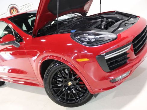 Used 2016 Porsche Cayenne GTS AWD/4WD image 73