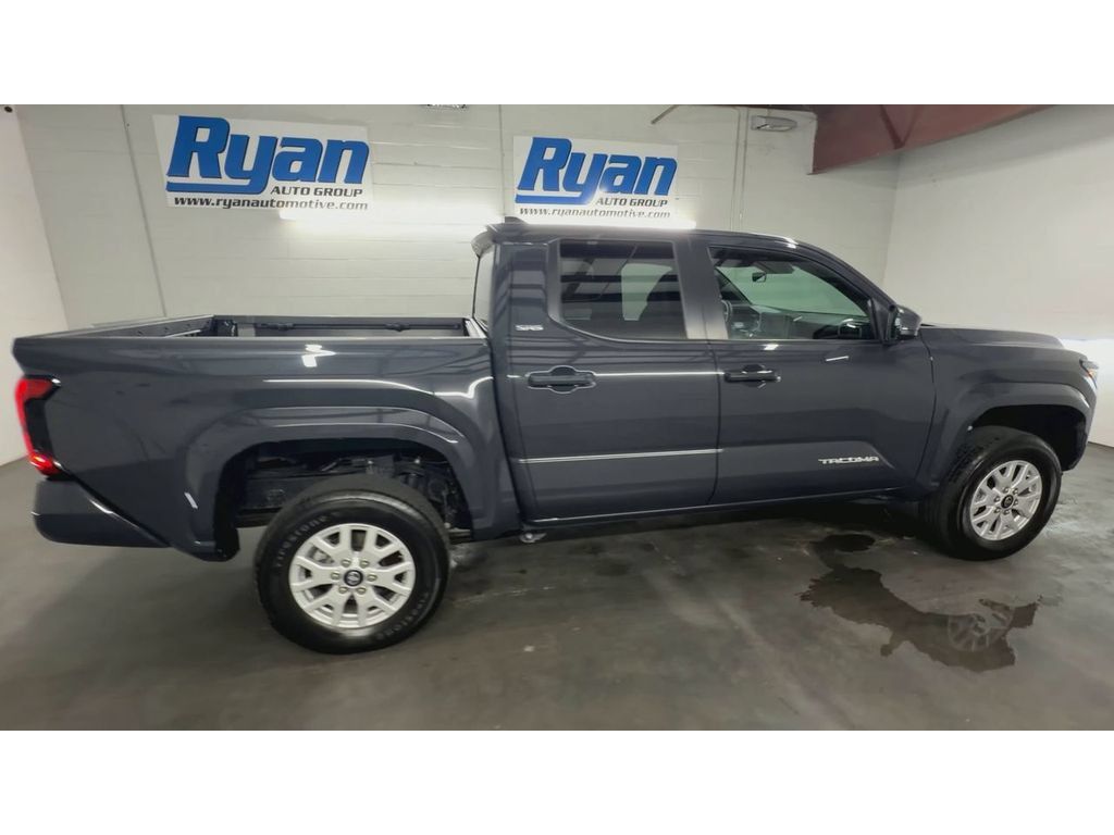 Used 2024 Toyota Tacoma SR5 RWD image 9
