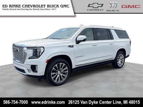 Certified 2021 GMC Yukon XL Denali w/ Denali Premium Package AWD/4WD image 1