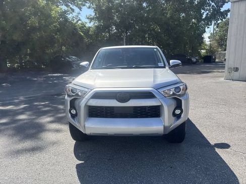 Used 2023 Toyota 4Runner SR5 Premium w/ Moonroof Package AWD/4WD image 2