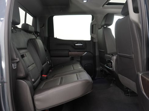Used 2019 GMC Sierra 1500 Denali w/ Denali Ultimate Package AWD/4WD image 13