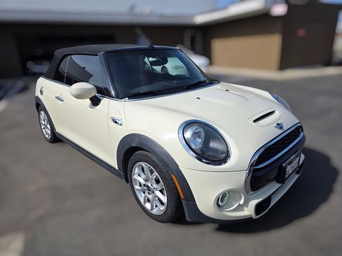 Used 2020 MINI Cooper S w/ Storage Package FWD image 12