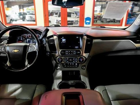 Used 2019 Chevrolet Tahoe LT AWD/4WD image 14