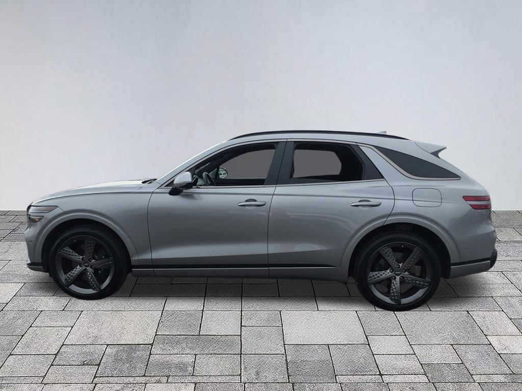 Used 2023 Genesis GV70 3.5T Sport w/ Sport Prestige Package AWD/4WD image 4